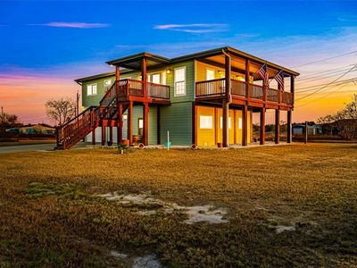 367 Royal Oak Ln