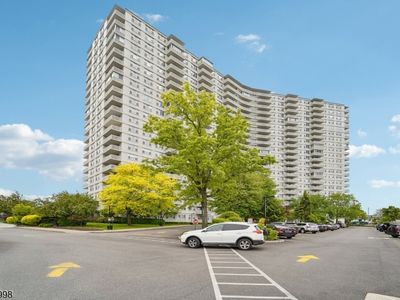Property at 2000 Linwood Ave #4P, Fort Lee, NJ