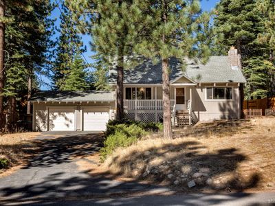 1474 Crystal Air Dr