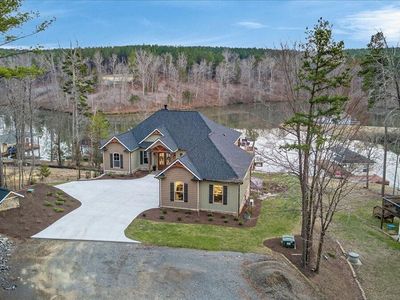 1050 Crystal Forest Dr