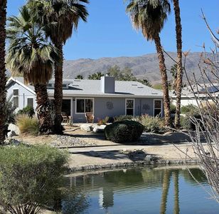 1010 Palm Canyon Dr APT 394