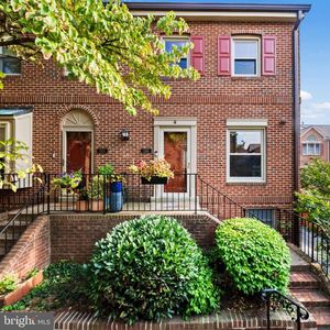 1116 N Taylor St #C
