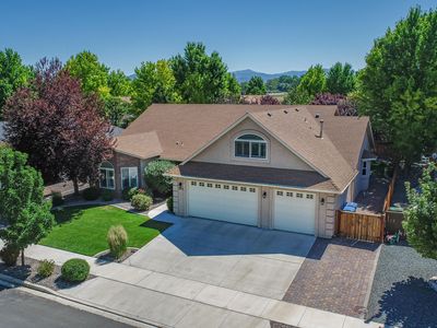 1379 Macenna Ln
