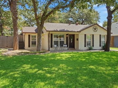 712 Thersa Dr