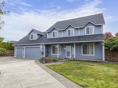 2390 NW Grenfell Loop