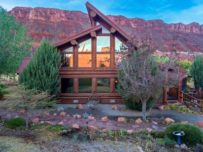 76 Castle Valley Dr
