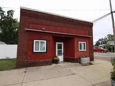 200 S Kalamazoo St