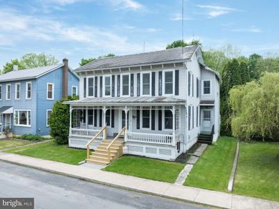 148 Penn St