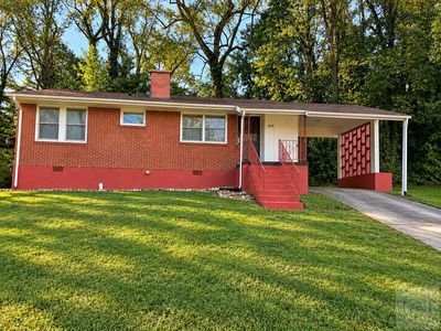 209 Gray Leaf Cir