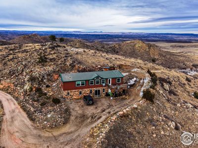 1049 Hewlett Gulch Rd