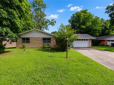 Property at 2100 Monticello Ave, Springdale, AR
