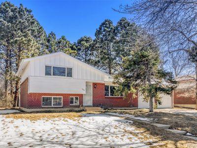 1042 Evanston Street