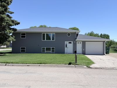 Property at 180 16th Ave N, Carrington, ND