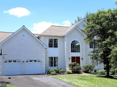 1410 Merlin Cir