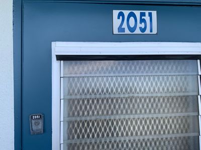 2051 Lincoln C #2051