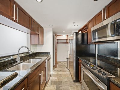 3525 Sage Rd APT 404