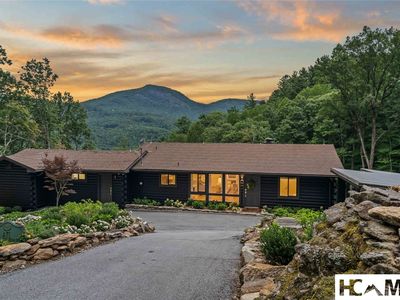 471 Highlands View Road