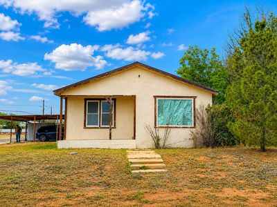 Property at 109 Alpine St, Wickett, TX