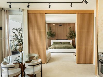 1040 Biscayne Blvd APT 2905