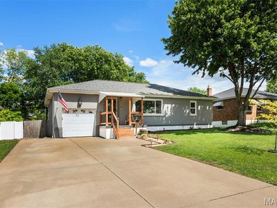 1101 Roxbury Dr