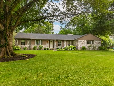 3720 Briarwood Dr