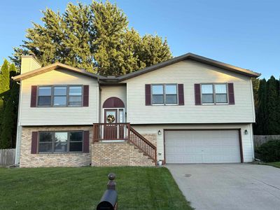 622 N Woods Edge Dr