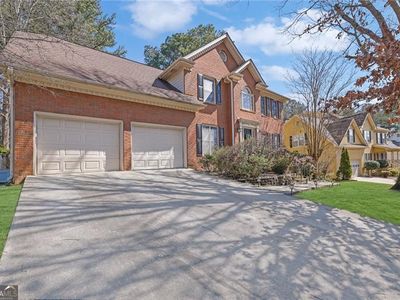 1069 Sunny Field Ln