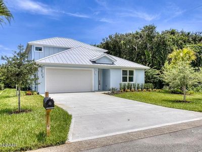 72 Aurora Ave
