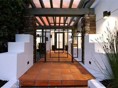 305 S Calle Baja