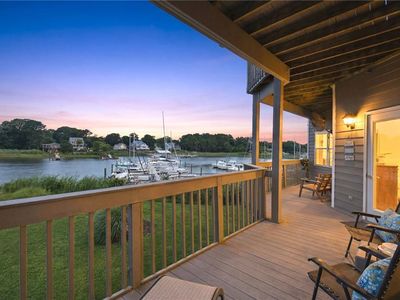 1024 Porte Harbour Arch APT 201
