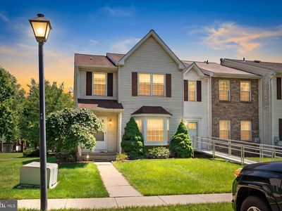 37 Dunmoor Ct S