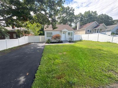 386 Tallwood Drive