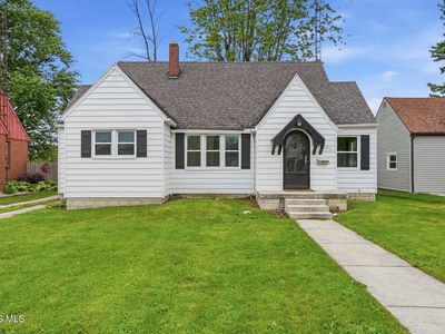2316 N Main St