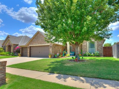 12405 Heathfield Ln