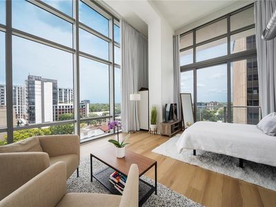 150 E Robinson St UNIT 717