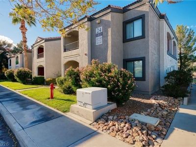 950 Seven Hills Dr APT 2425