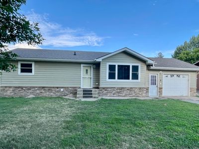 814 7th Ave W