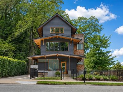1446 Monroe Dr NE
