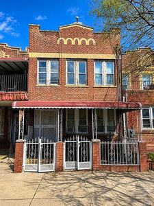 1253 Blake Ave #1