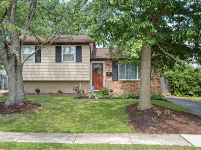 858 Upwoods Dr