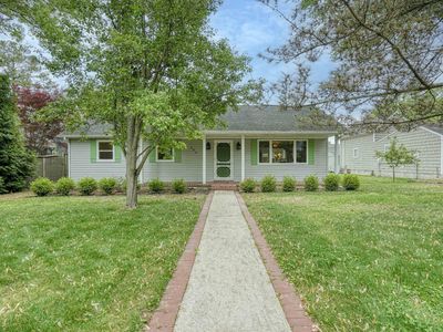 306 W Oak Ave