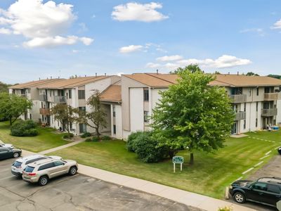 32013 W Twelve Mile Rd UNIT 306