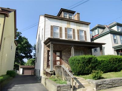 30 E Orchard Ave