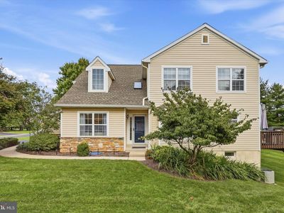 152 Canterbury Ln