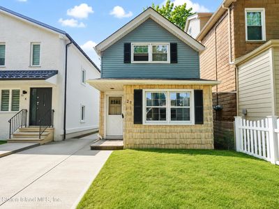 28 Newberry Ave