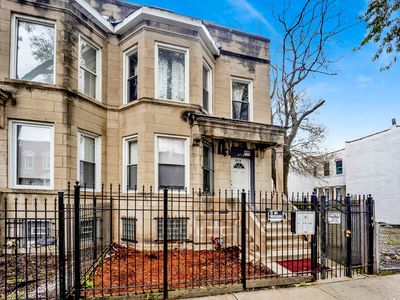 2714 W Lexington St