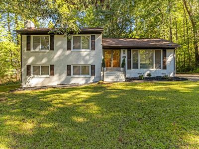 2020 Berrywood Ln