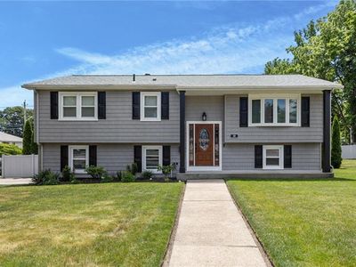 38 Bateman Ave
