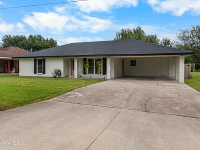 204 Deerfield Loop