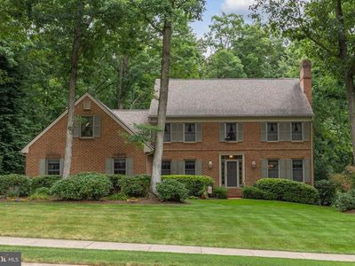 2460 Hickory Hill Dr